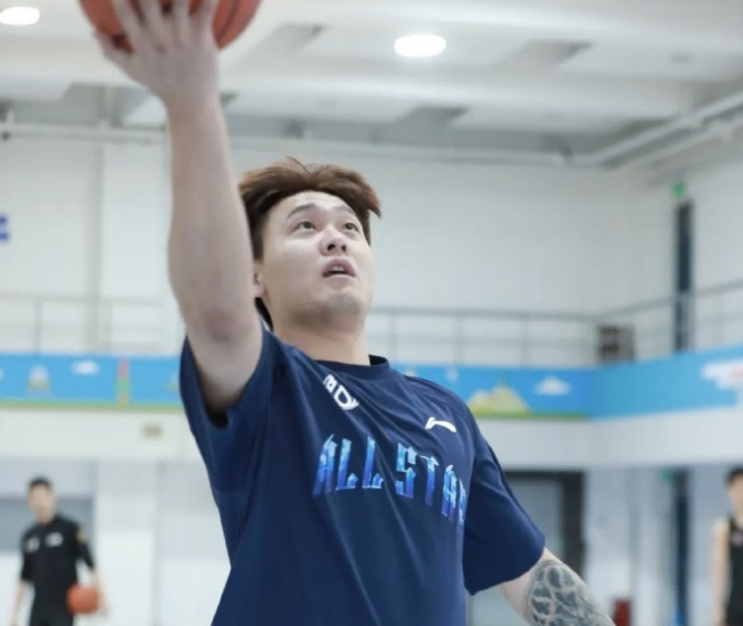 九游娱乐-北京男篮动态：赵睿仍在康复 曾凡博盼收官战复出 贝利即将离队